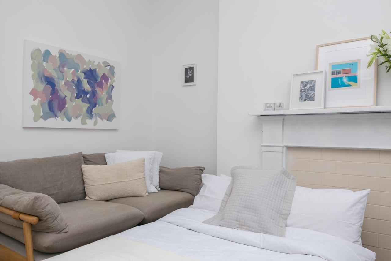 Light Filled Studio With View Of Regents Park London Exterior photo