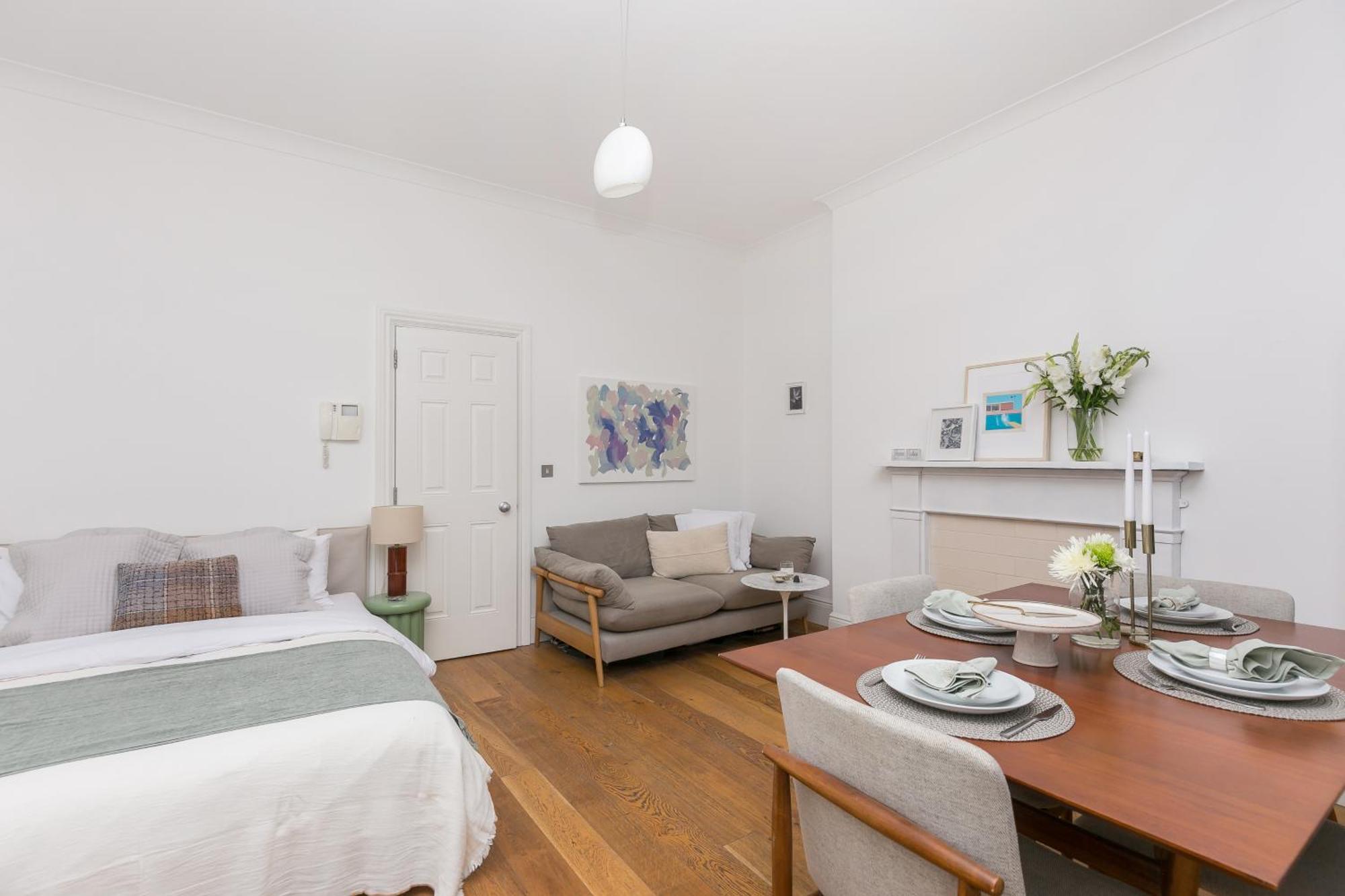 Light Filled Studio With View Of Regents Park London Exterior photo